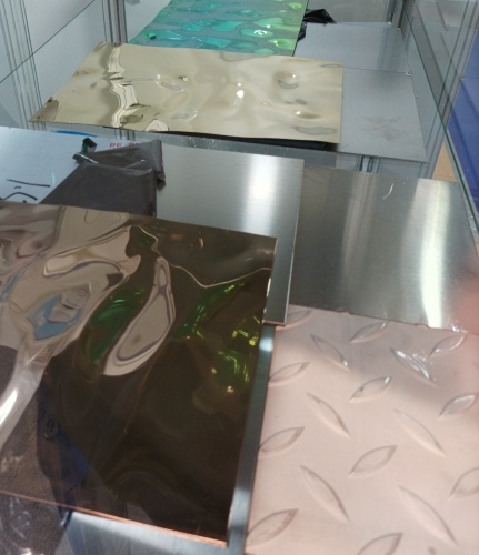 Лист нитрид титана 0,5х1250х2500 AISI 430 шлиф